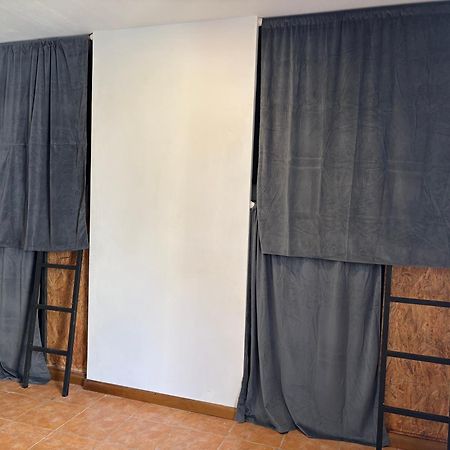 Spanglish Hostel Benidorm Eksteriør billede