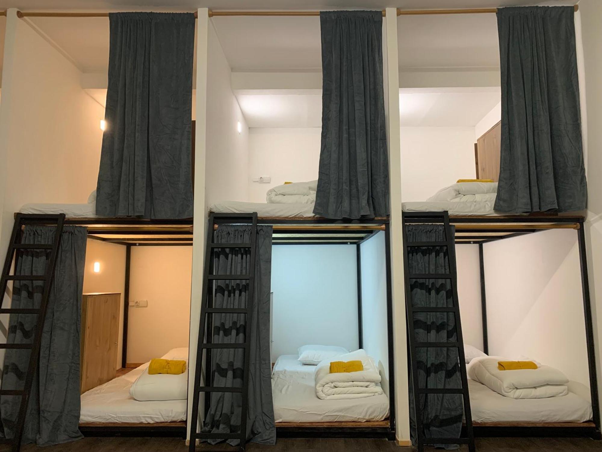 Spanglish Hostel Benidorm Eksteriør billede